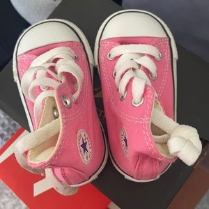 Baby girl Converse